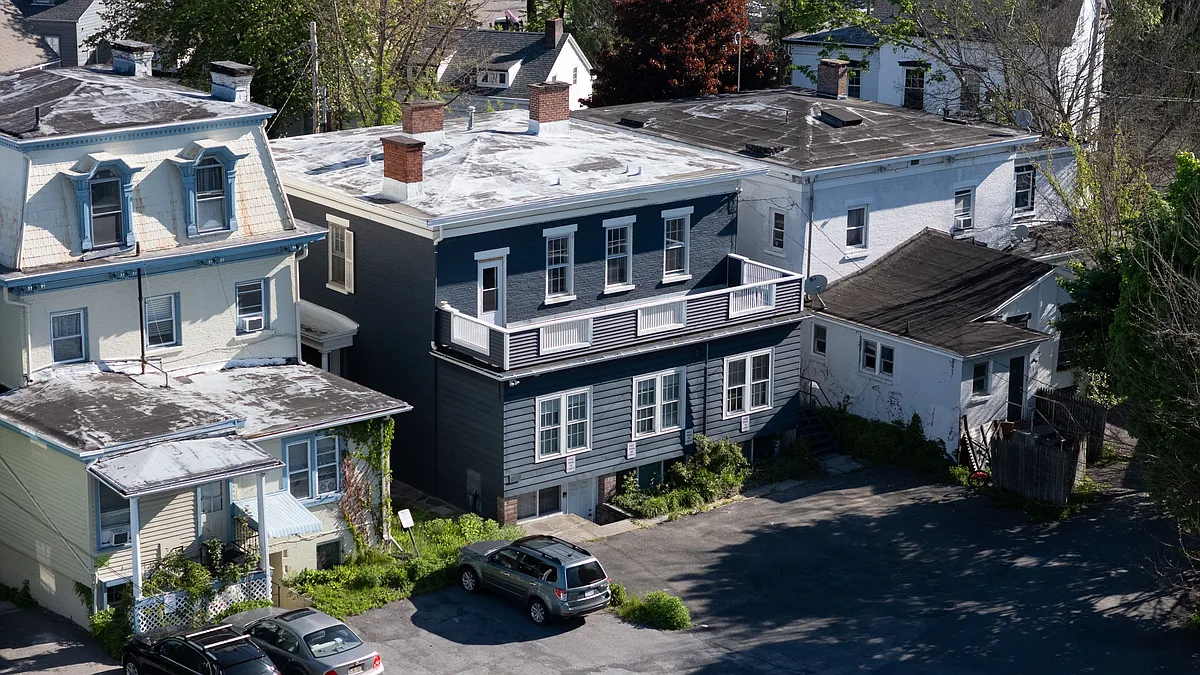 View of deck and 2nd floor apartment - 8 John St #1B