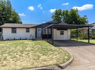 5818 NW Dearborn Ave, Lawton, OK 73505