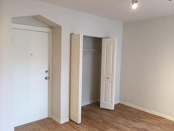 3rd image of 2834 W Palmer St APT B2