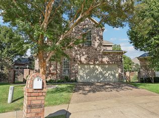 7719 Lakecrest Ct, Irving, TX 75063