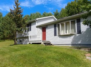 34 Bowman Rd, Chatham, NY 12037