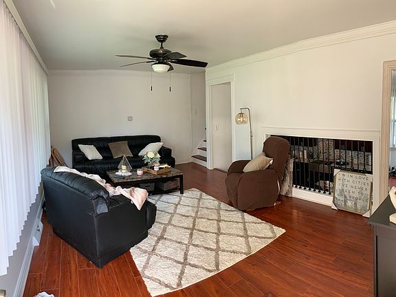 2nd image of 19608 S Beechnut Dr