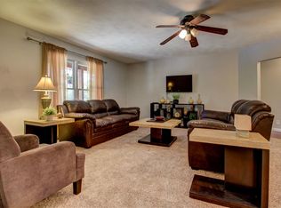 896 Country Club Ln, Waterloo, IL 62298