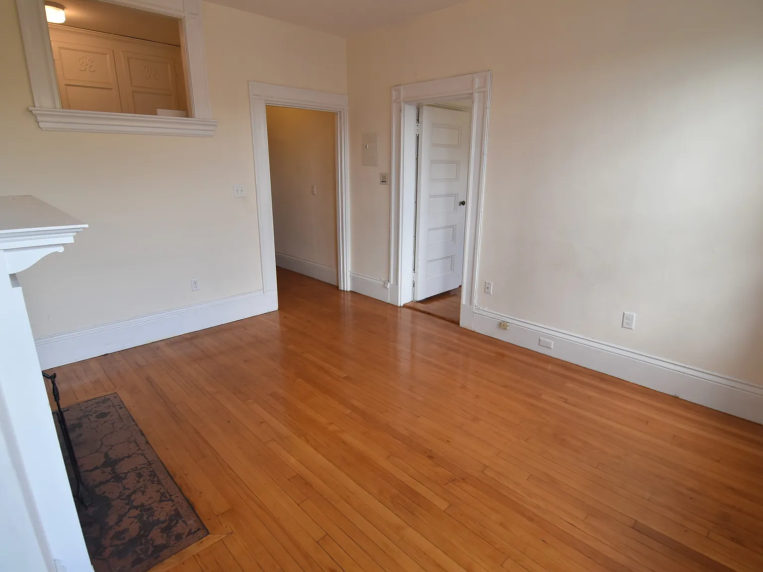 1 bed, 1.0 bath, $2,600 — Photo 2