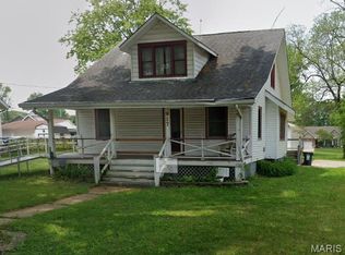 917 N Lafayette St, Florissant, MO 63031