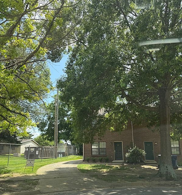 1st image of 569 Deaton Pl #569