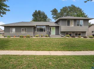 7216 W Strabane St, Sioux Falls, SD 57106