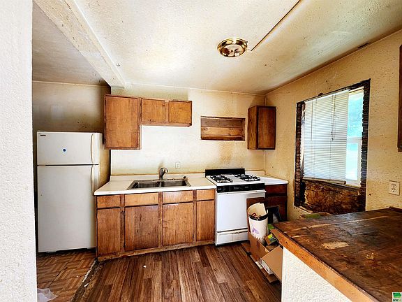 3rd image of 3407 Park View Blvd