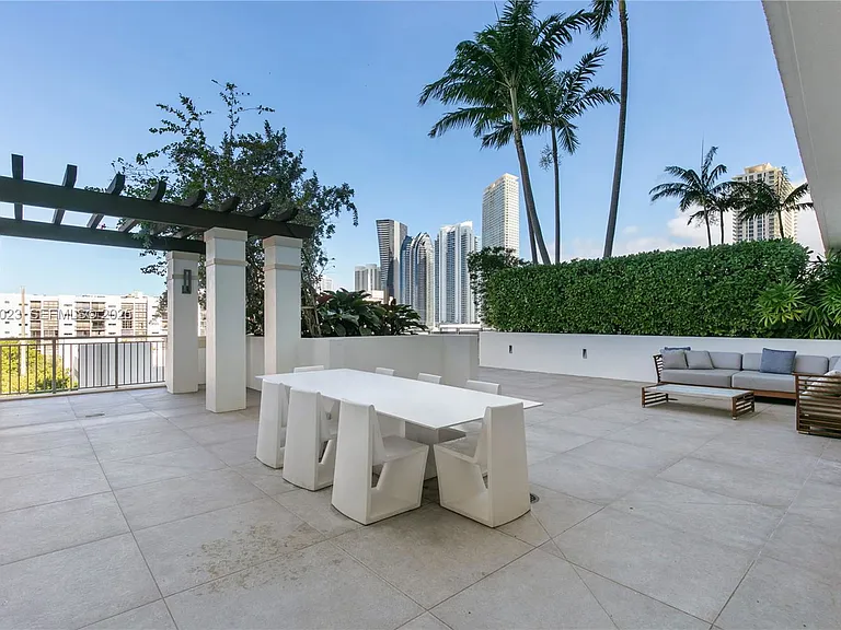 300 Sunny Isles Blvd #4-1607 — Photo 28