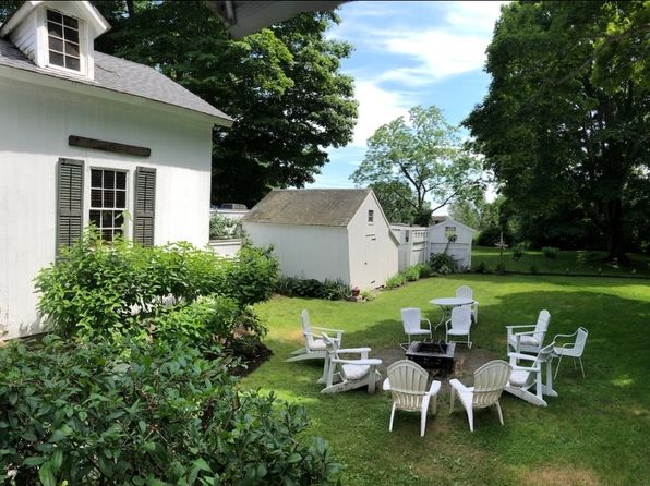 1200 Boston Post Rd