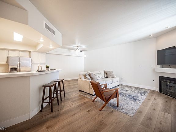 3rd image of 6704 Dorita Ave Unit 101