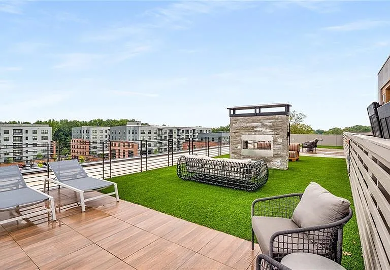 112 Rogers St NE #303 — Photo 25