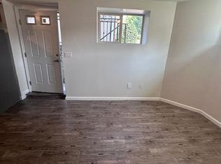 92 Holcomb Ave, Staten Island, NY 10312