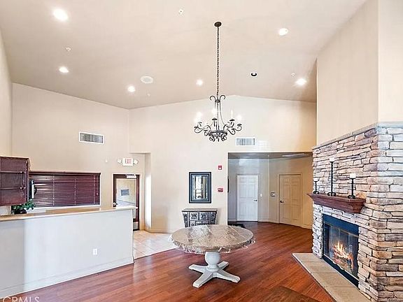 3rd image of 41410 Juniper St Unit 2221
