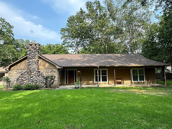 2nd image of 1225 Countrywood Cir