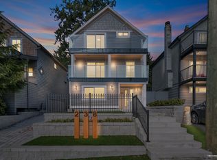 238 E 28th St, North Vancouver, BC V7N 1C2