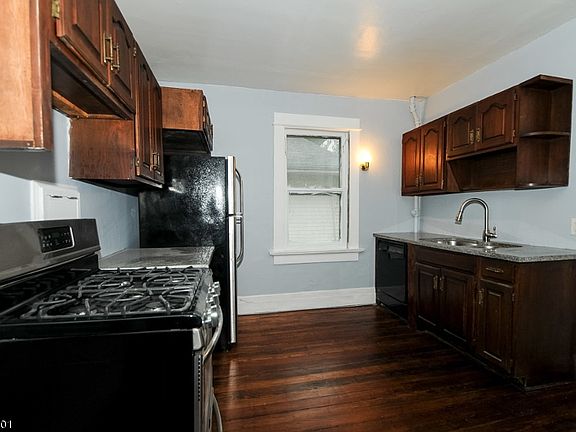 2nd image of 72 Glen Ridge Ave