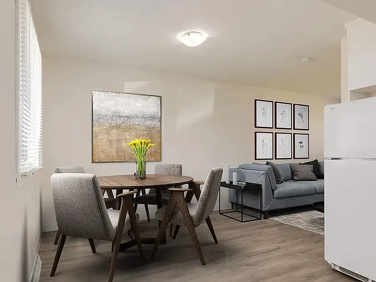 5301 49th Ave #5301A — Photo 2