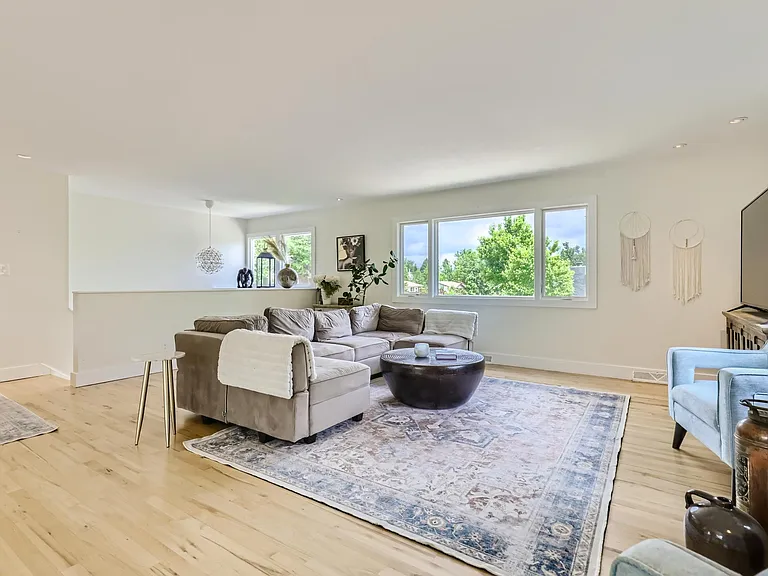 3210 Emerson Ave — Photo 8