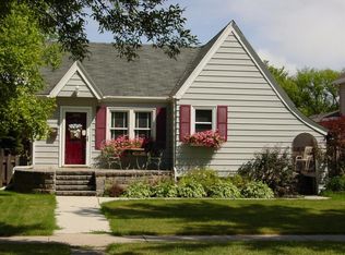 1111 Almonte Ave, Grand Forks, ND 58201