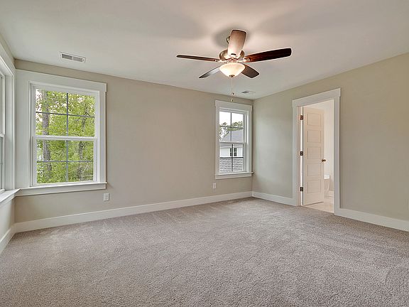 204 Ilderton St Master Bedroom