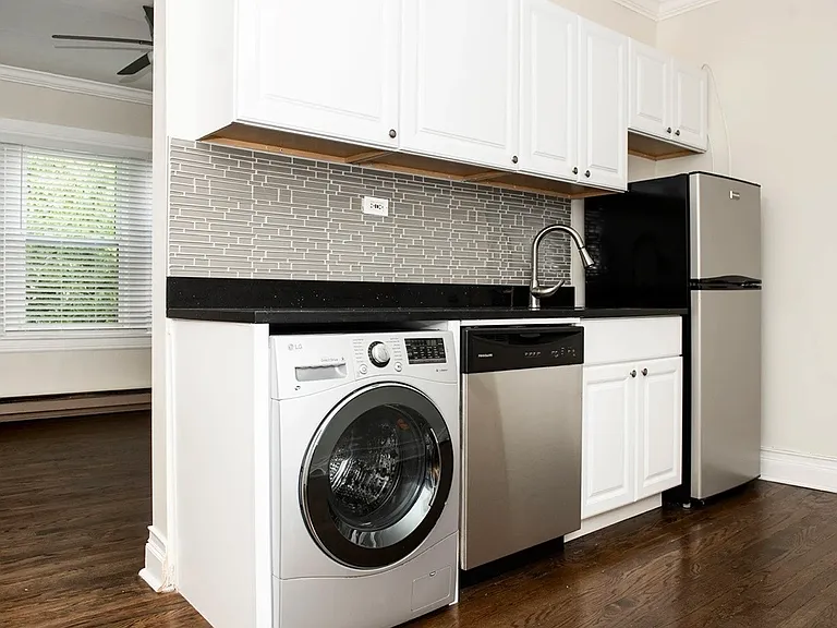 648.5 W Roscoe St #3N — Photo 5