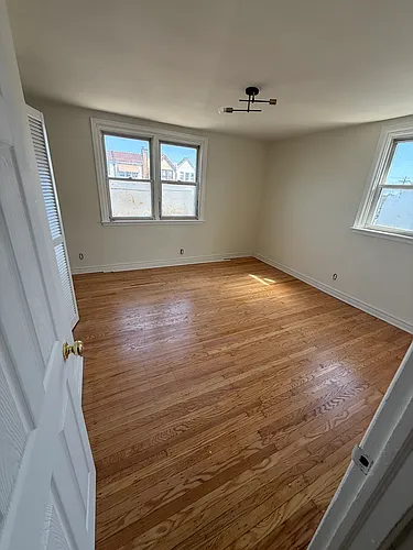 3900 L St Photo 1