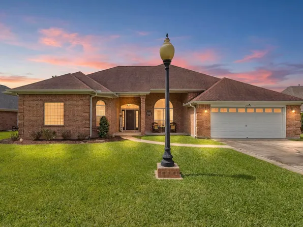 2805 Bear Trl, Orange, TX 77632