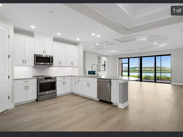 15324 Lucerna St, Naples, FL 34114
