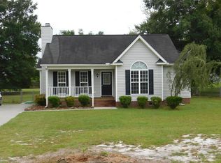 843 Hermitage Pond Rd, Camden, SC 29020