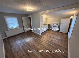 26 Cottage St #5, Norway, ME 04268