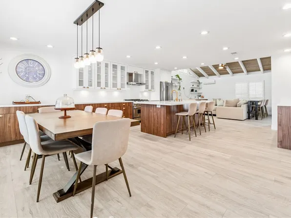 8071 Taylor Dr, Huntington Beach, CA 92646