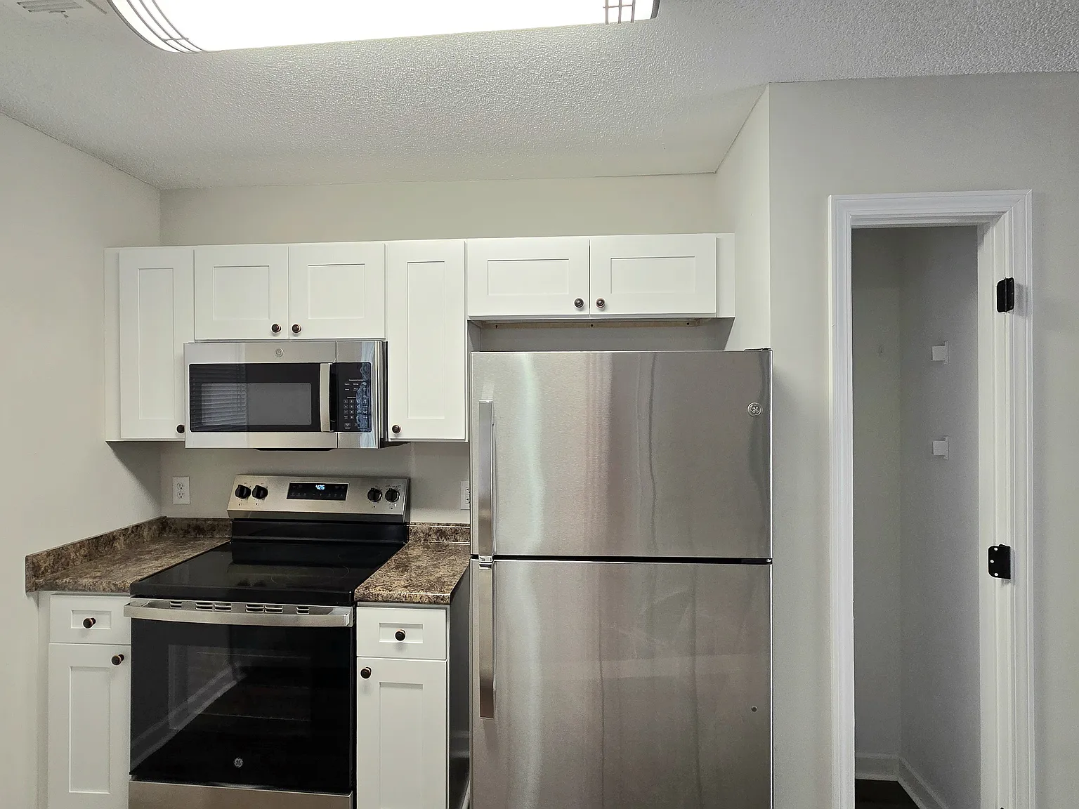 3065 Rushing St — Photo 3