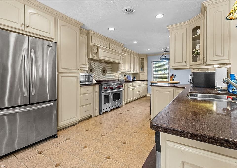 8615 Mill Swamp Rd, Smithfield, VA 23430 MLS 10501866 Zillow