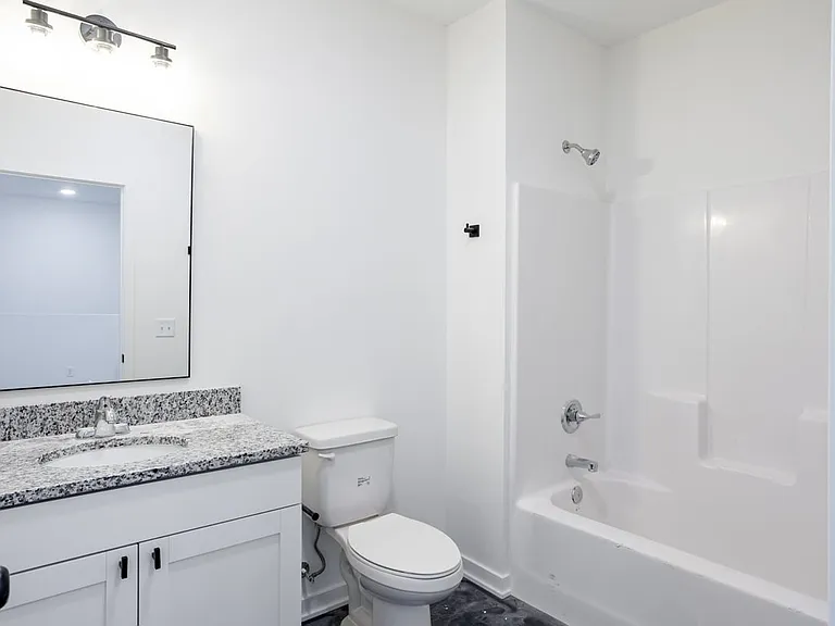 920 2nd Ave S #211 — Photo 11