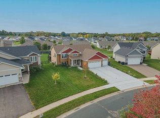 31718 Meadowlark Ln, Lindstrom, MN 55045