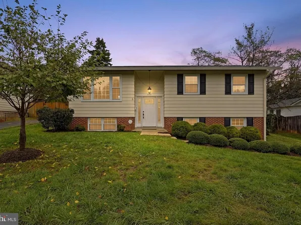 3610 Heritage Ln, Fairfax, VA 22030