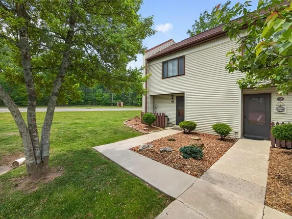 1 Wilshire Heights Dr, Crossville, TN 38558