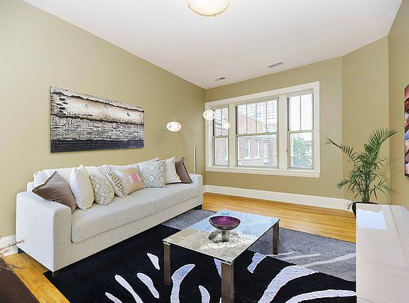 2nd image of 5406 N Kenmore Ave #3