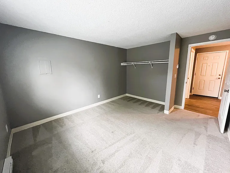 Riverbend Terrace Apartments — Photo 38