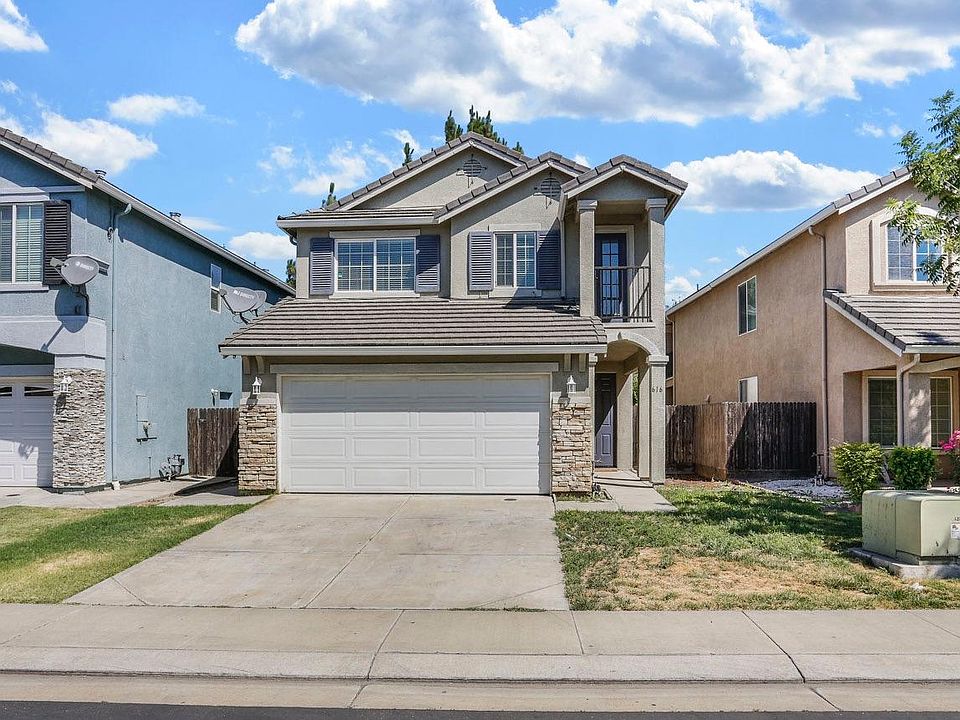 1st image of 616 Queensland Cir