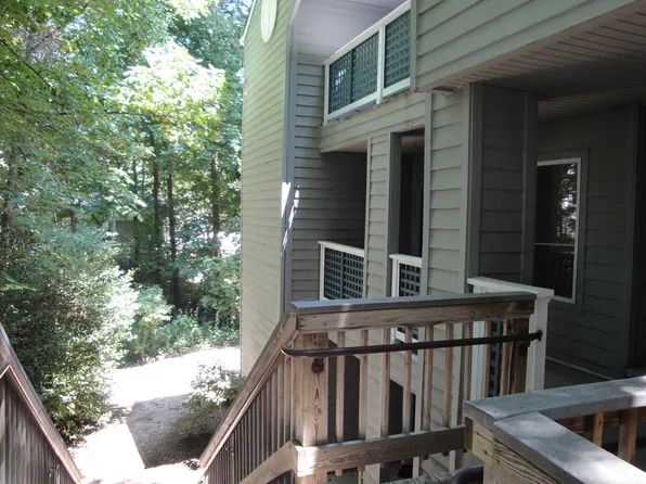 11709D Summerchase Cir, Reston, VA 20194