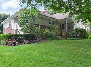 3 Brassie Rd, Eastchester, NY 10709