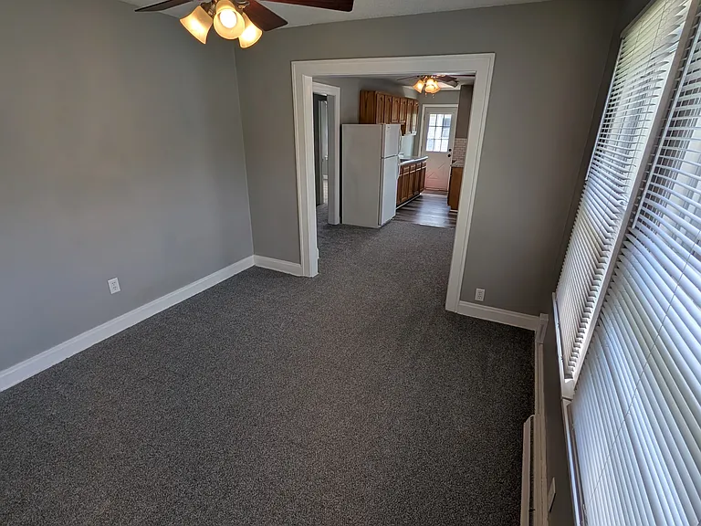 404 S McClun St — Photo 10