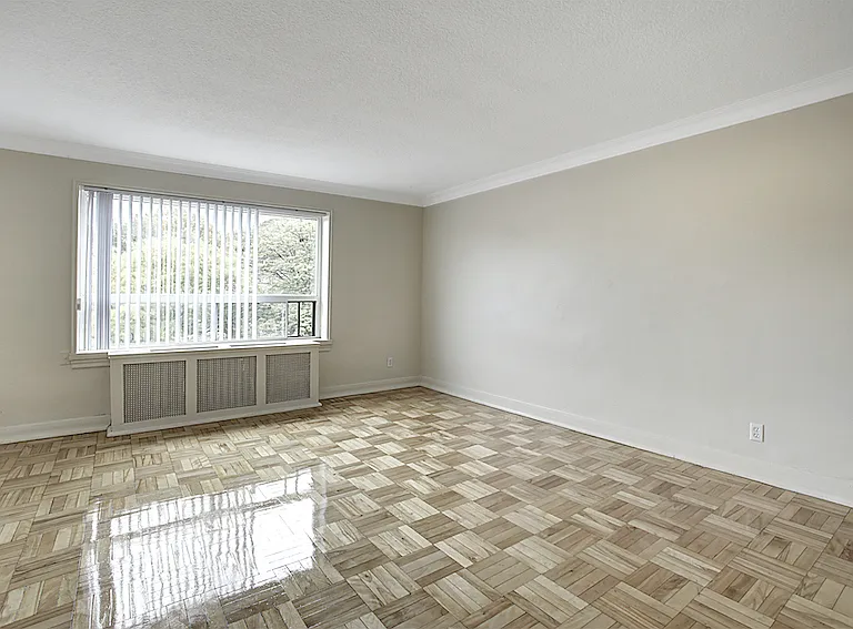 9 Crown Hill Pl — Photo 5