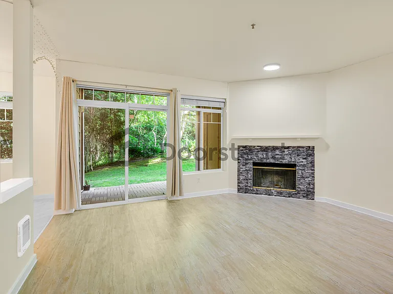 18930 Bothell Everett Hwy #H103 — Photo 13
