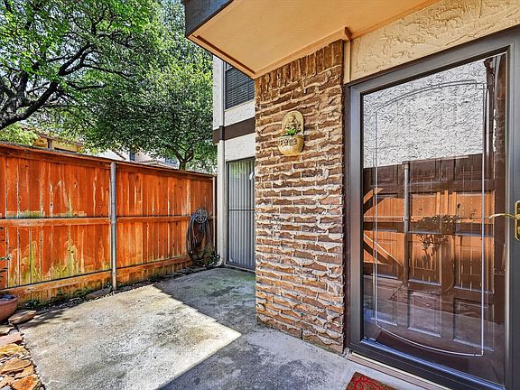 2nd image of 5626 Preston Oaks Rd APT 36B