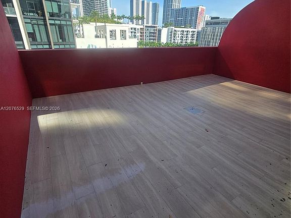 3rd image of 90 NE 32nd St #605