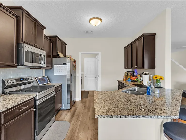 36 Herty Ln — Photo 19