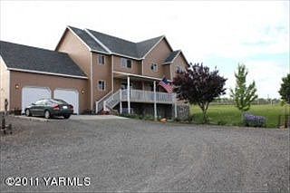 2nd image of 2081 Roza Dr
